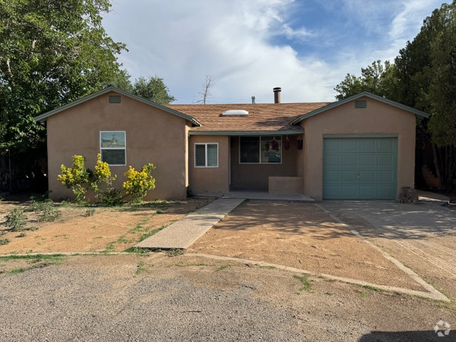 Building Photo - 2420 Pueblo Bonito Ct NW Rental
