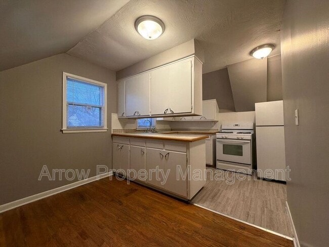 Photo - 1301 S 10th St Unit 2