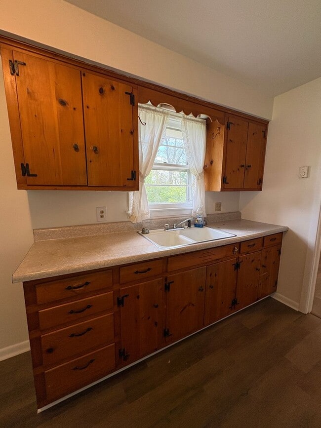 Photo - 145 Madison Cir