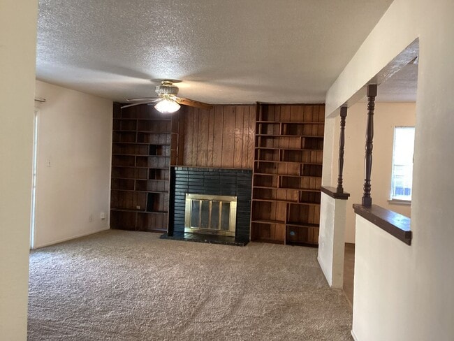 Photo - 487 W San Jose Ave