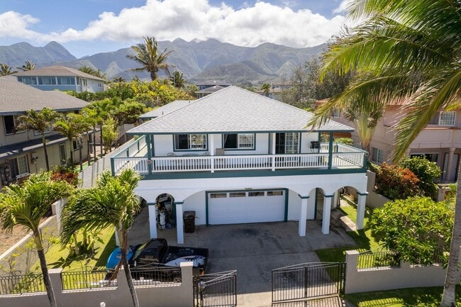 Building Photo - Luxury Maui Living in a Spacious Wailuku S... Rental
