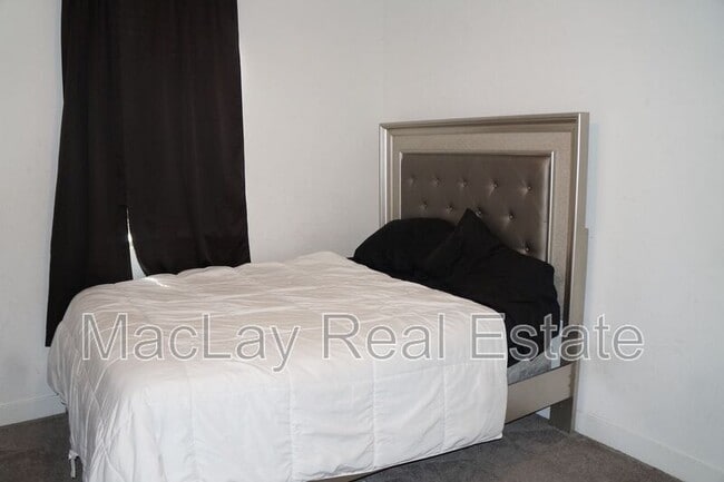 Photo - 10864 W Marshall Ave