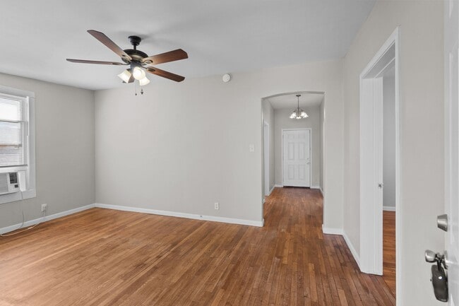 Photo - 4020 Avenue O 1/2