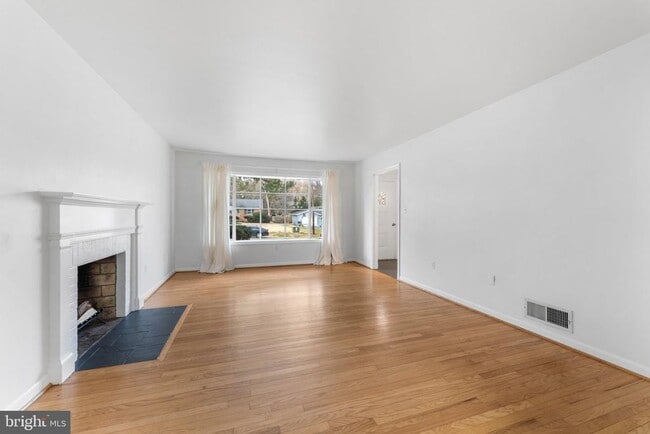 Photo - 12 Earlybird Ave