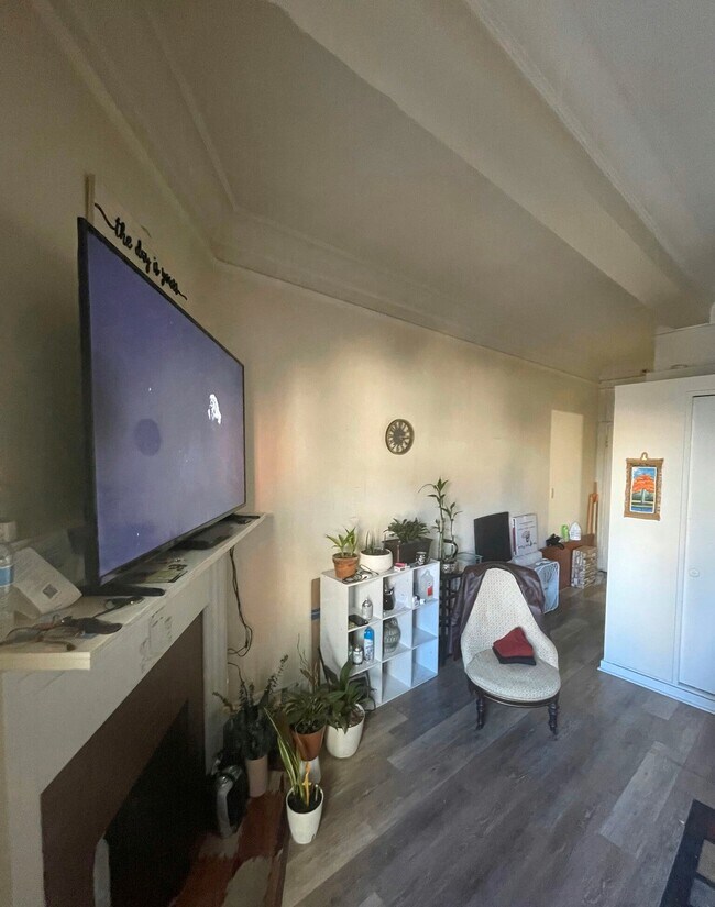 Photo - 41 Boylston St