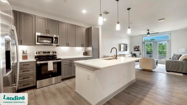 Photo - 3706 Goodwin Ave Unidad 348.1412347