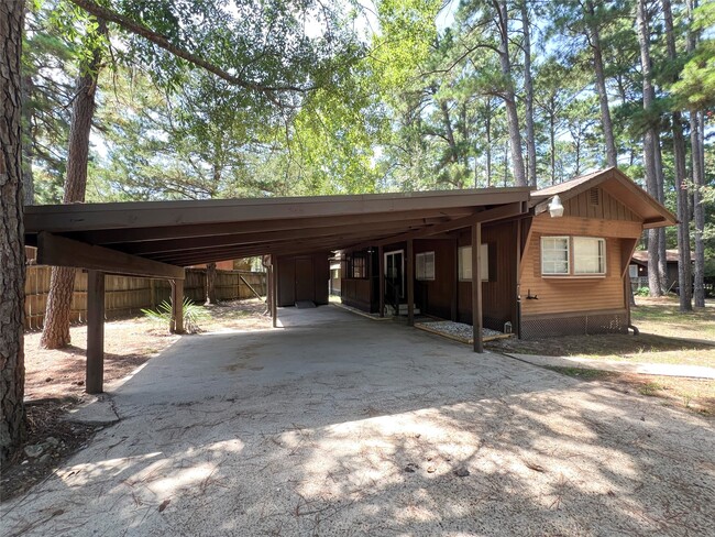 Building Photo - 39 Whippoorwill Ln