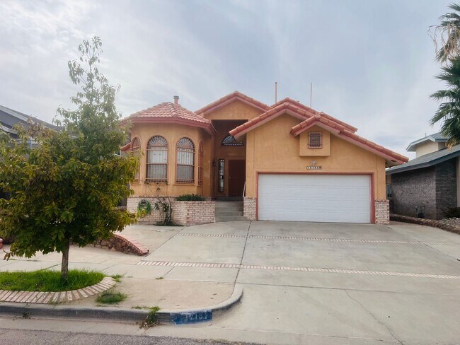 Photo - Incredible 4 bedroom, 2 1/2 bath home in East El Paso!!