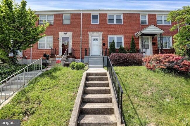 Building Photo - 1737 Weston Ave Rental
