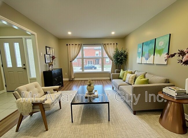 Photo - 30 William St Unit Upper Suite