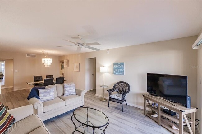 Photo - 1055 W Peppertree Dr Unidad 506AA