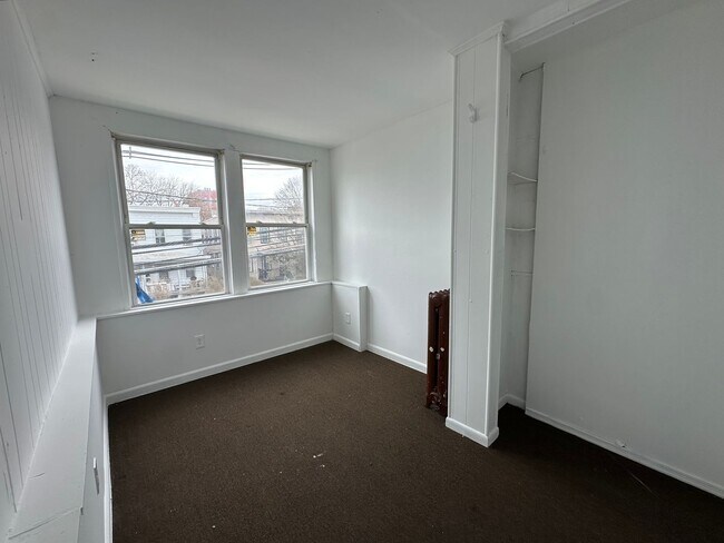 Photo - 66 Louis St Unit Apt 2