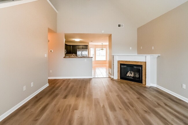 Photo - 663 Buttermilk Dr