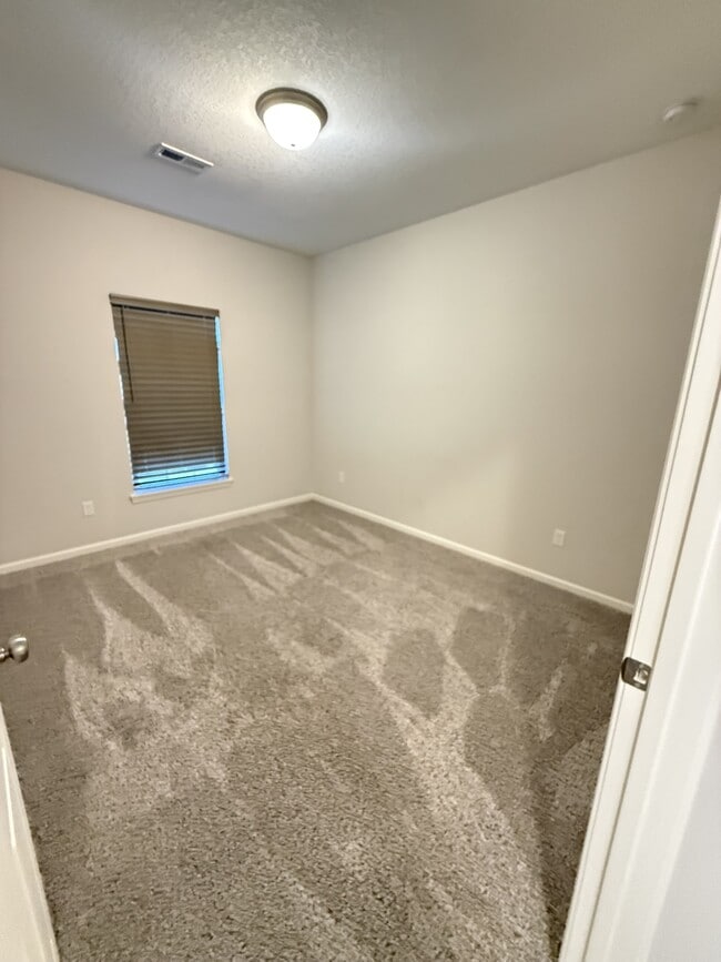 Photo - 7909 NW 124 St