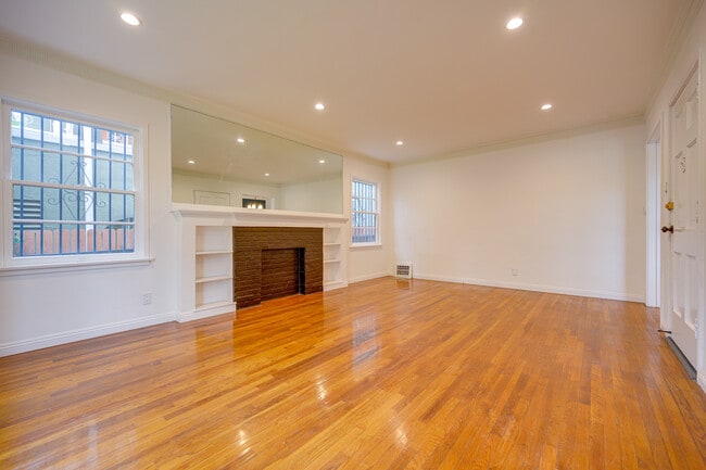 Building Photo - 1333 Cochran Ave Rental