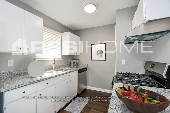 Photo - 1208 Janann Ave