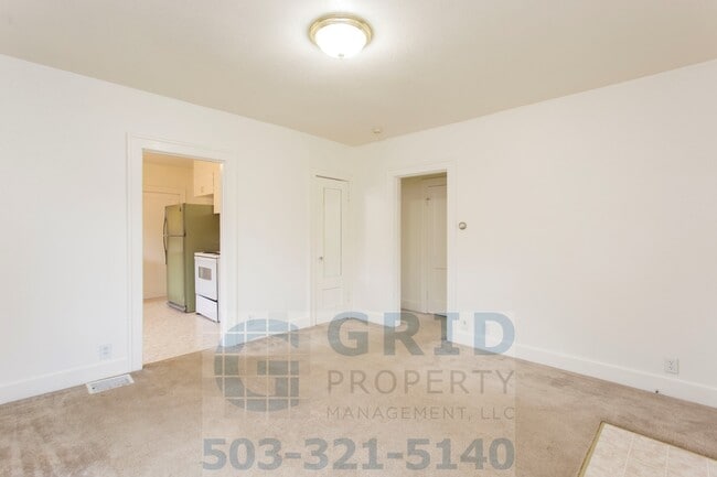 Building Photo - Craftsman Bungalow Available in Kenton Nei... Rental