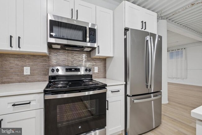 Photo - 1116 N Bodine St