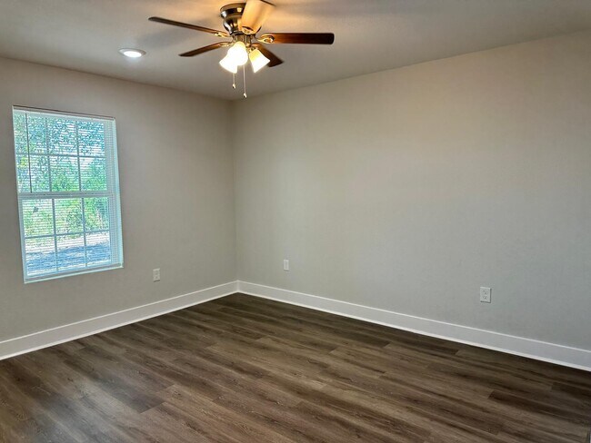 Photo - 539 Farm to Market Rd 770