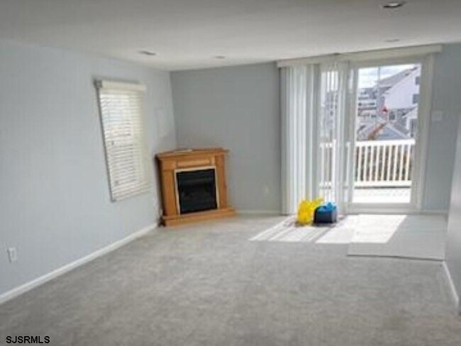 Photo - 61 Simpson Rd