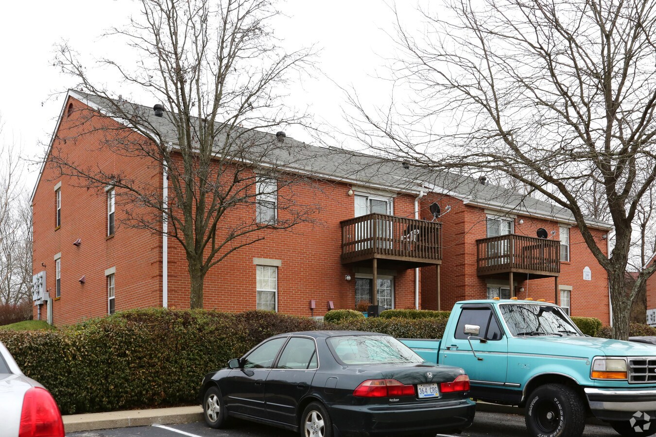 Clairmont Apartments - Clairmont Apartments