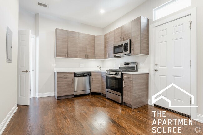 Building Photo - 2945 W Diversey Ave Unit 2E Rental