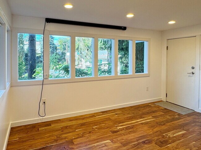 Photo - 2591 Magnolia Blvd W Unit #3631
