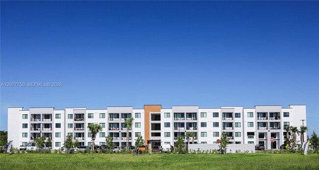 Building Photo - 16341 N Cleveland Ave Unit 2416