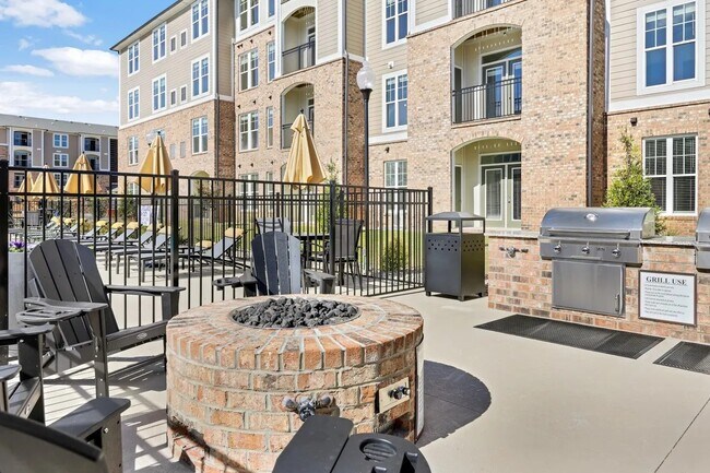 Photo - Comet North Raleigh