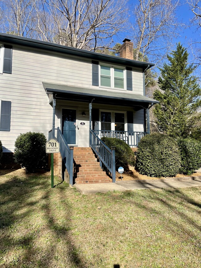 Entrance to 701 - 701 Branniff Dr Townhome