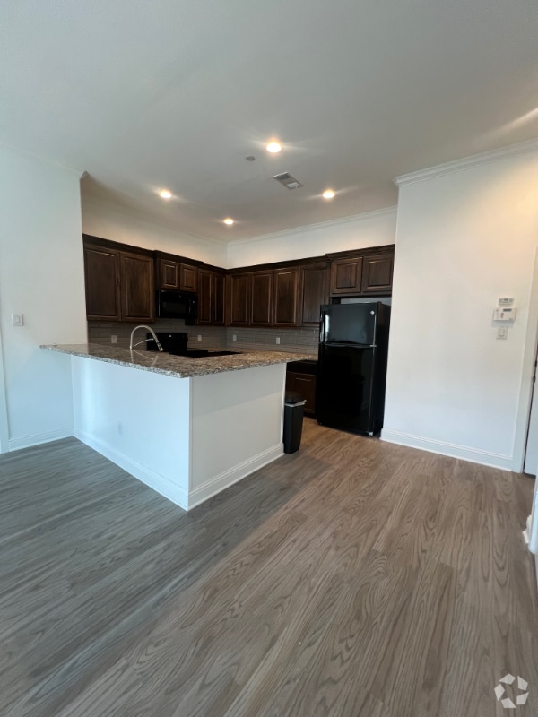 Building Photo - 131 E Fate Main Pl Rental