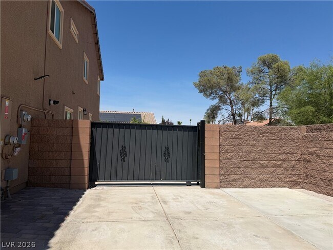 Photo - 6460 W Diablo Dr