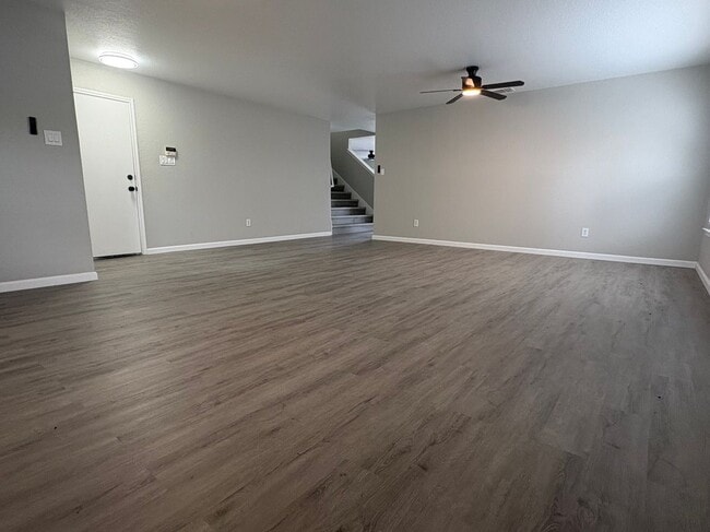 Photo - 8110 Stagwood Hill