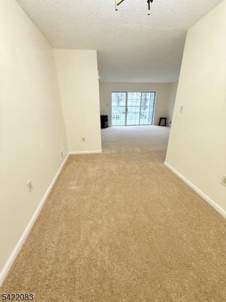 Photo - 58 Amethyst Way