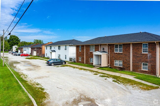 Photo - 1101-1109 S Camden St