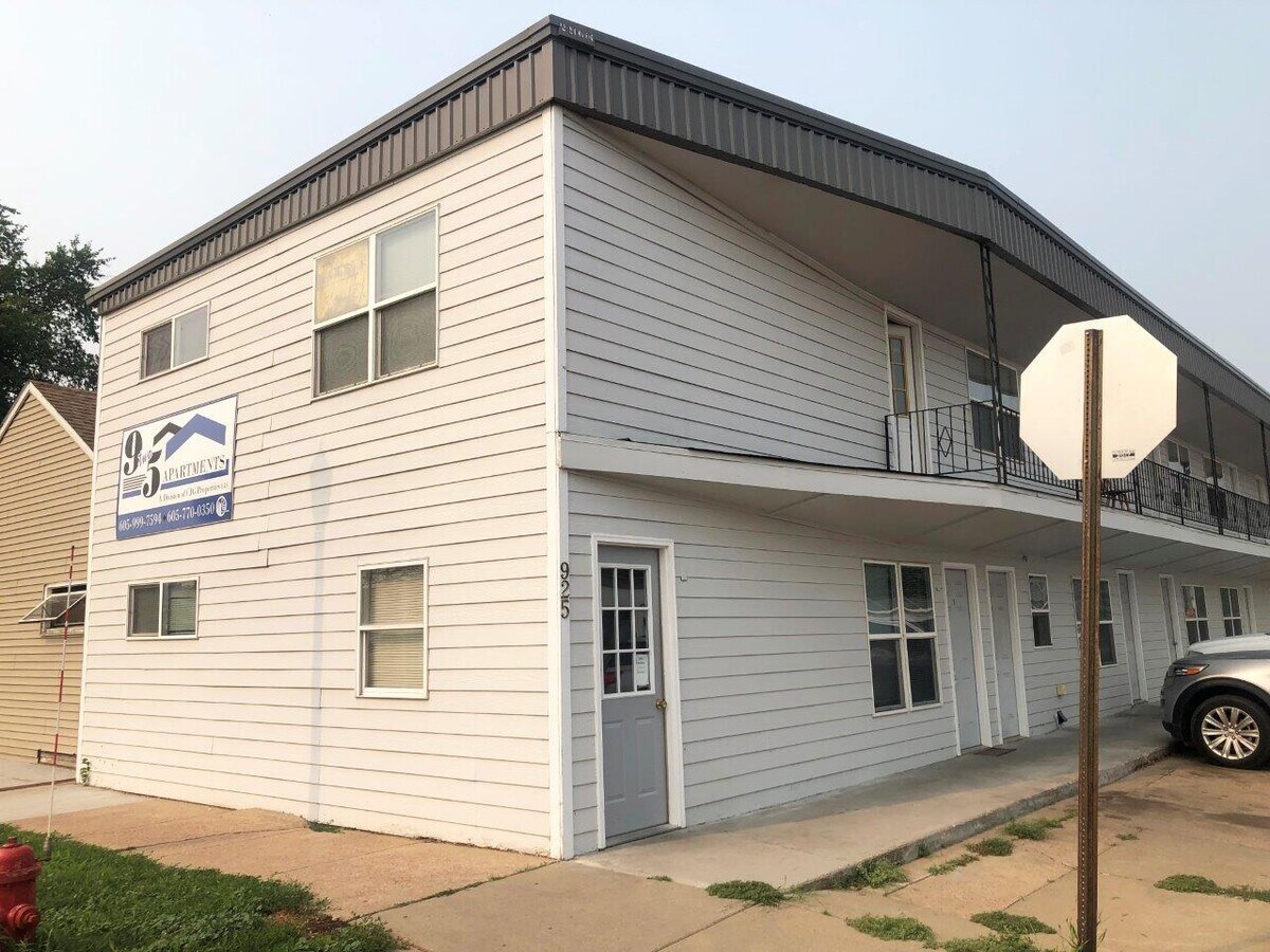 Main St. Apartments - Main St. Apartments
