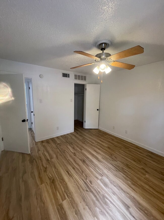Photo - 710 N 46th St Unit 1016