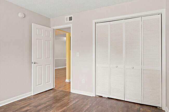 1301 Pridgen Rd Unit 1004