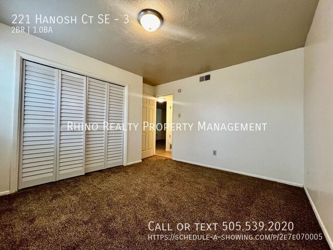 Photo - 221 Hanosh Ct SE Unit 3