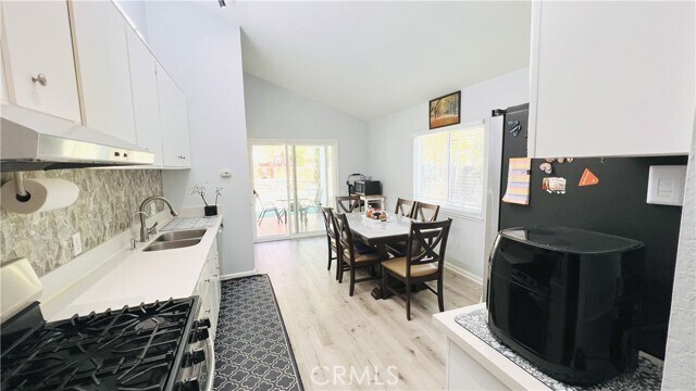 Photo - 27391 Pinavete