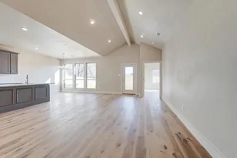 Photo - 102 Hackberry Ln