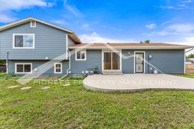 Photo - 5063 W 70th Pl