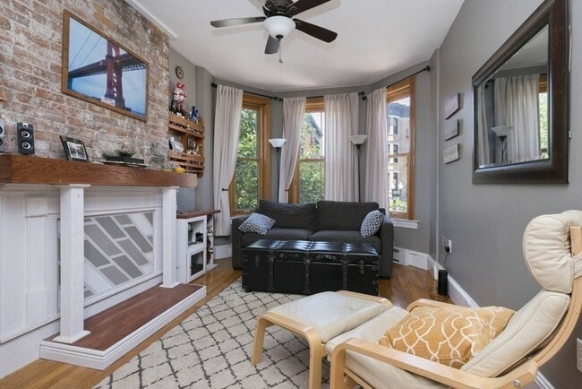 Photo - 592 Columbus Ave Unidad 3