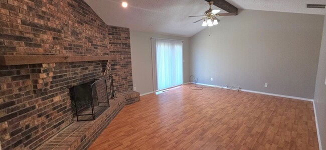 Photo - 4 Bedroom home in Southwest Springfield for $1595!