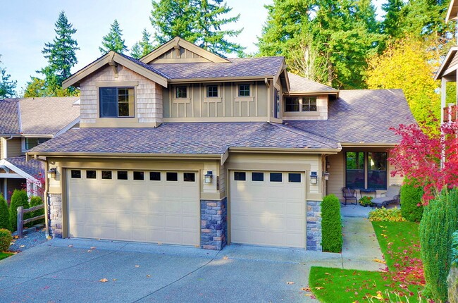 Stunning 5 bedroom Kirkland Home - Stunning 5 bedroom Kirkland Home