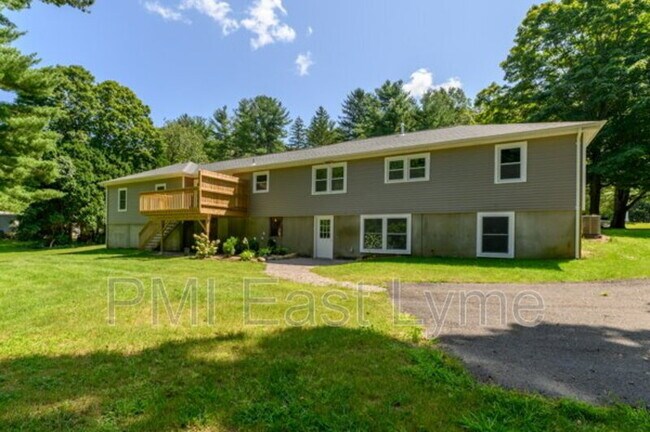 Photo - 55 Chesterfield Rd Unit 55B