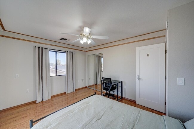 Photo - 5124 W Harmont Dr