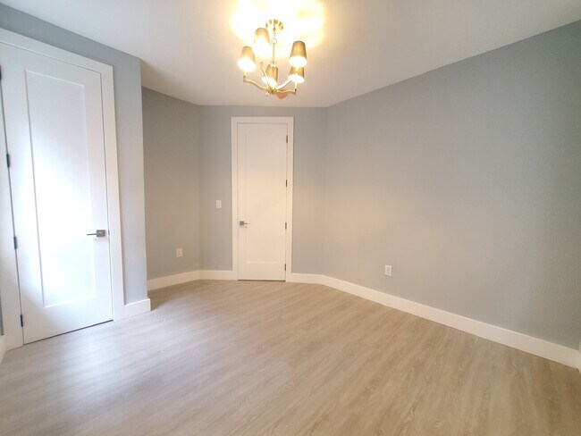 55 Lincoln Ave 303 - 63 Lincoln St Unit 303