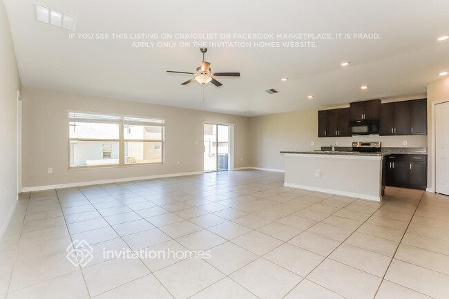Photo - 1585 Blue Rose Dr