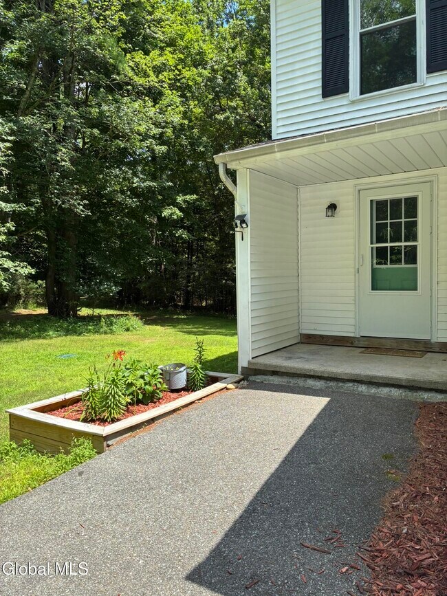 Photo - 57 Goose Hollow Rd